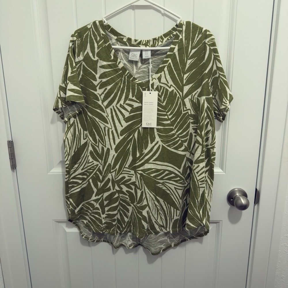 C&C California Women's Green White Tropical V-Neck Jersey T-Shirt Size 1X